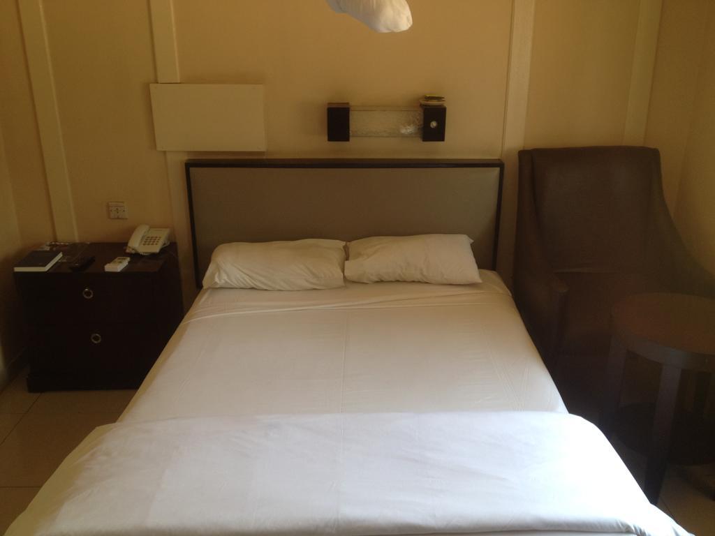 Kadoma Hotel & Conference Centre Esterno foto