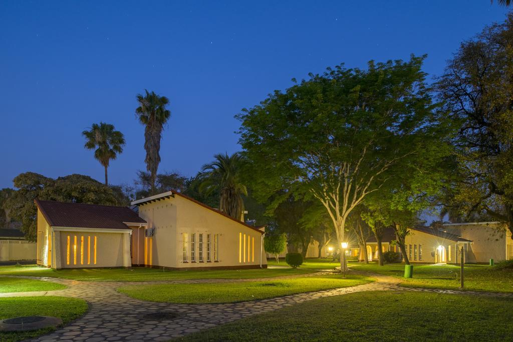 Kadoma Hotel & Conference Centre Esterno foto